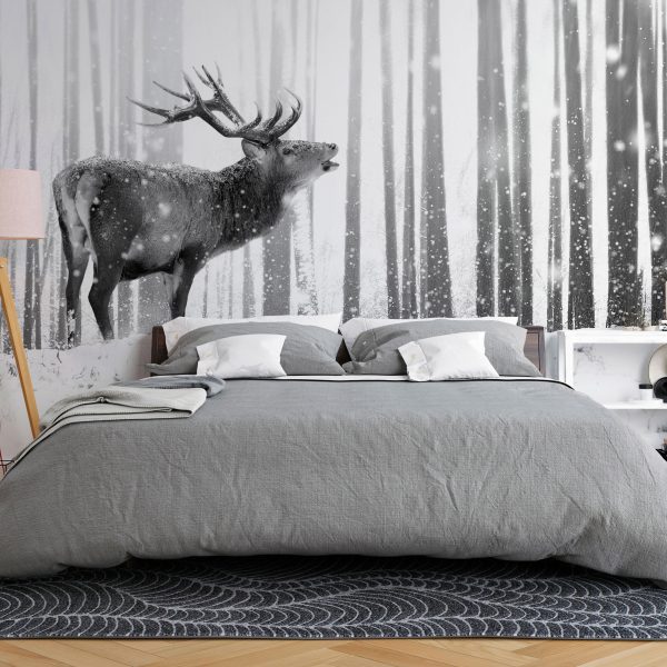 Samolepící fototapeta – Deer in the Snow (Black and White) Samolepící fototapeta – Deer in the Snow (Black and White)