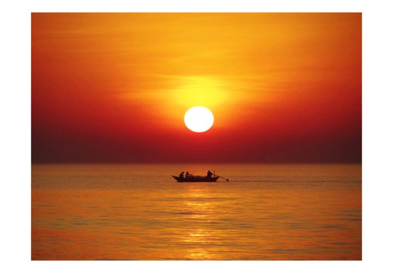 Fototapeta – Sunset with fishing boat Fototapeta – Sunset with fishing boat