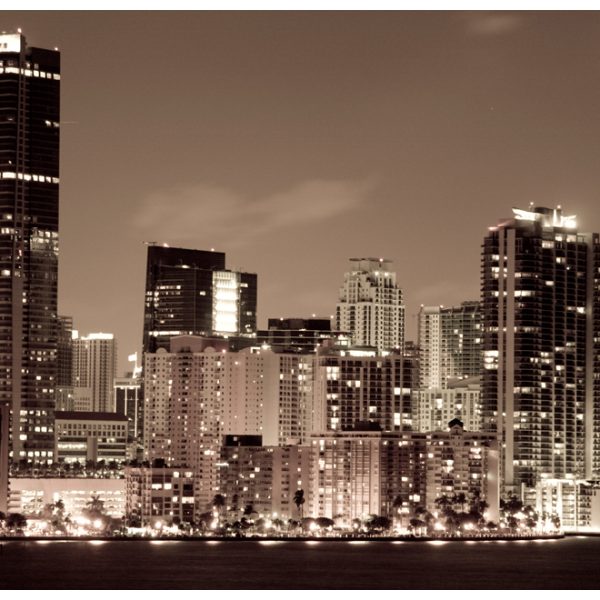 Fototapeta – Night life in Miami Fototapeta – Night life in Miami