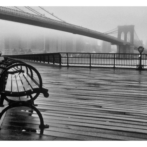 Fototapeta – A Foggy Day on the Brooklyn Bridge Fototapeta – A Foggy Day on the Brooklyn Bridge